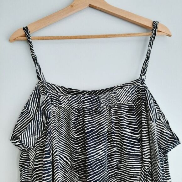 JOE FRESH | Peplum Spaghetti Strap Tank Top B&W Abstract Animal Pattern Sz 1X - Picture 10 of 13